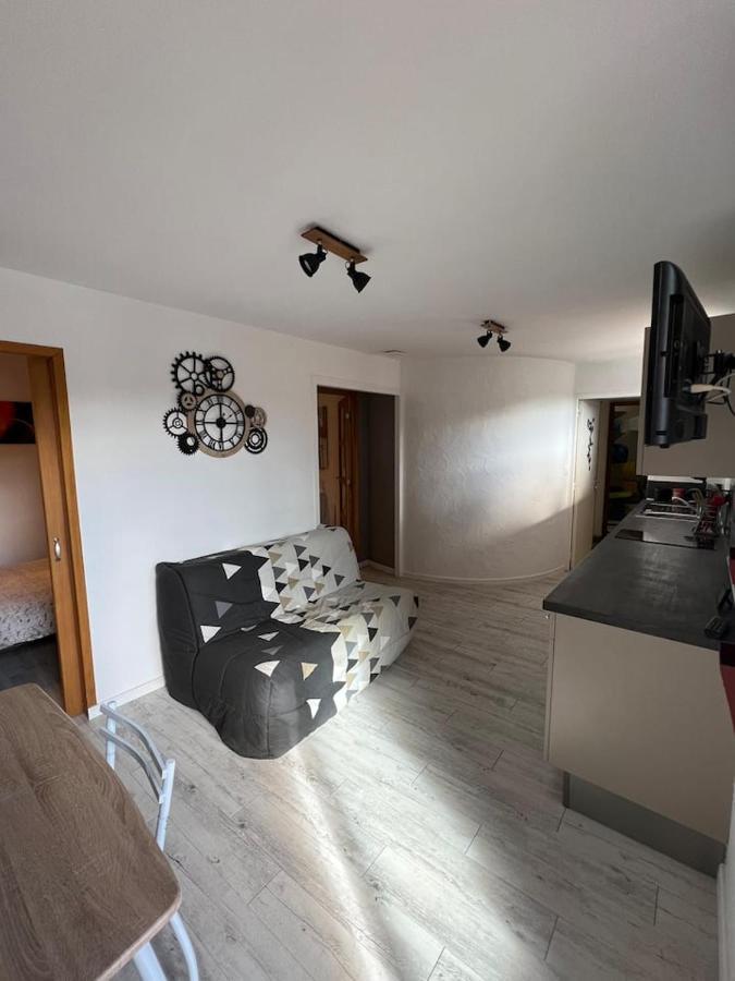 Charmant Appartement Calme Et Lumineux Chateauvieux  Bagian luar foto