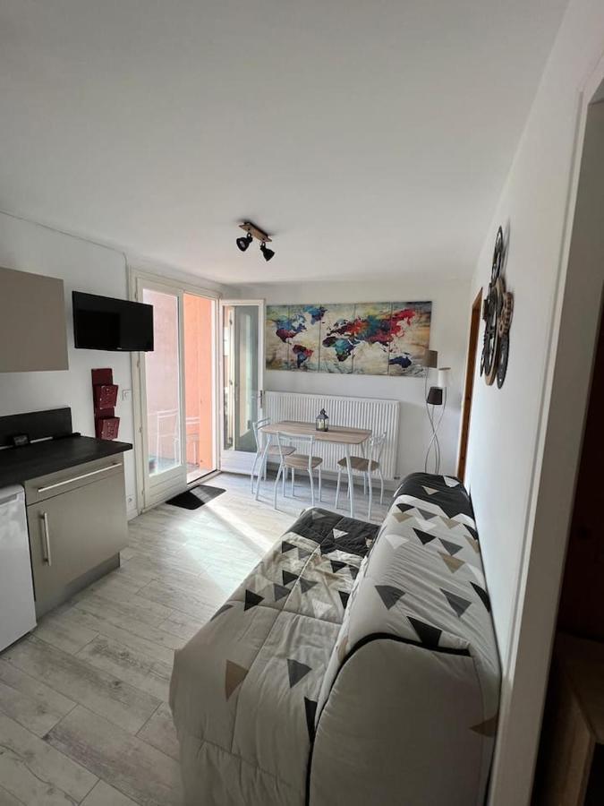 Charmant Appartement Calme Et Lumineux Chateauvieux  Bagian luar foto